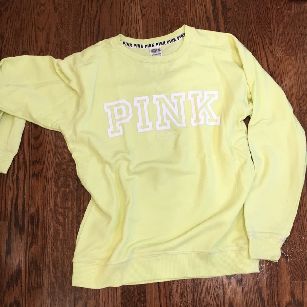 Vs pink pullover